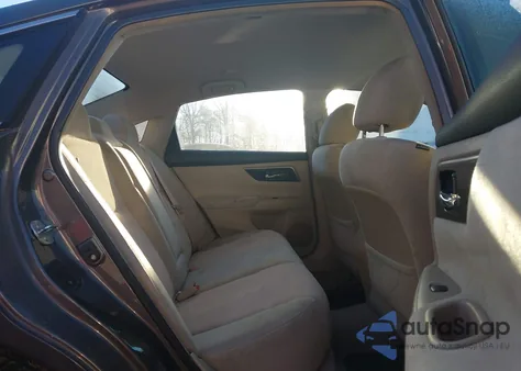 2013 Nissan Altima 2.5 S z USA, uszkodzony, nr VIN 1N4AL3AP8DC249097